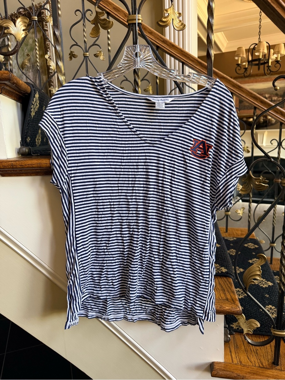 Tommy Bahama Auburn stripped tee. Short sleeve. V neck. Soft. EUC runs big XS